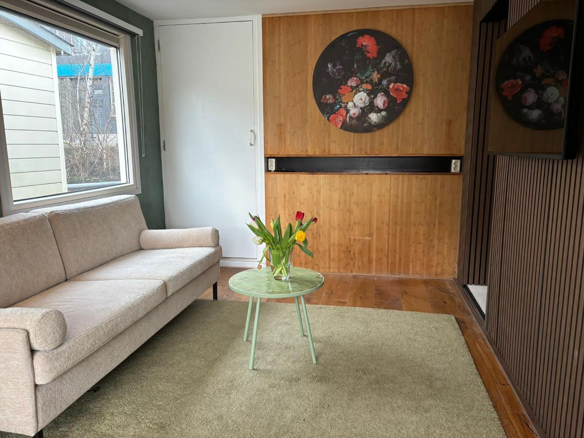 Luxury Studio On Robs Houseboat Special For Couples 암스테르담 외부 사진